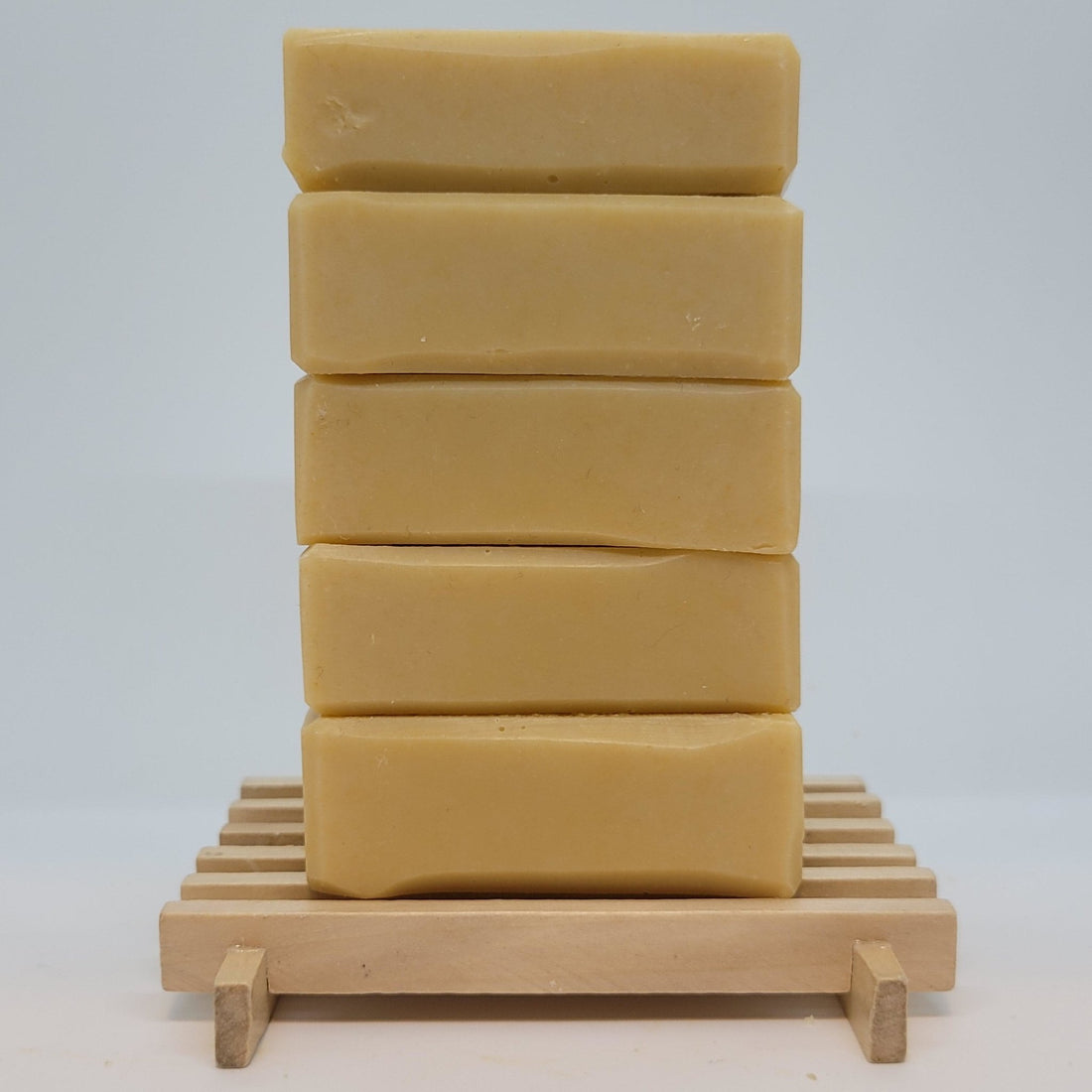 Which Beneficial Fatty Acids Are In Natural Soap? - Steel & Saffron Bath Boutique Inc.